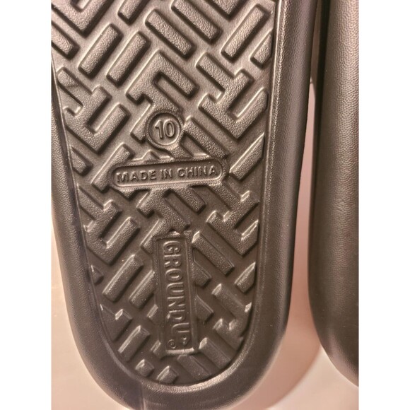 Marvel Men's Winter Soldier Comfort Slide Sandal, Black Size 10 NEW - Picture 2 of 4